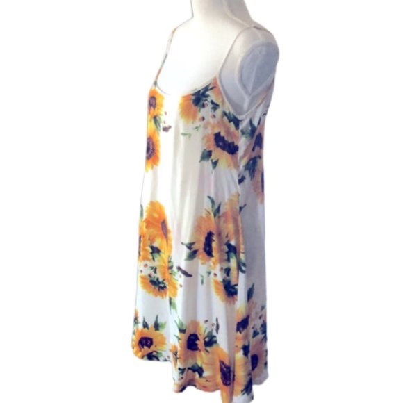 MS Basic Sunflower Floral Strappy  Dress Casual - Picture 6 of 7